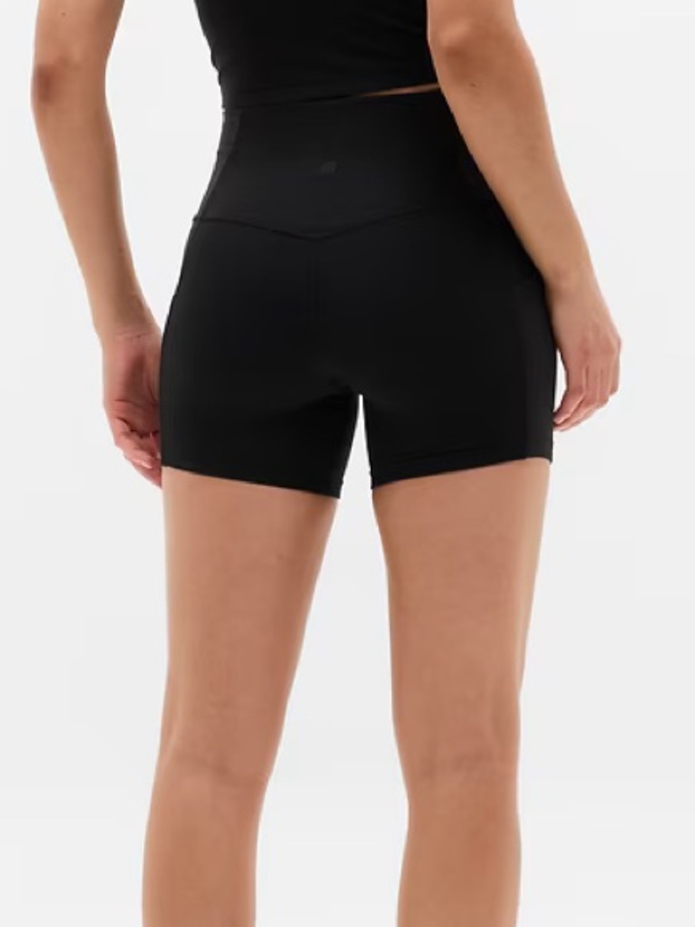Athleta Black Salutation Stash High Rise 5" Short with Side Pockets - Picture 2 of 7